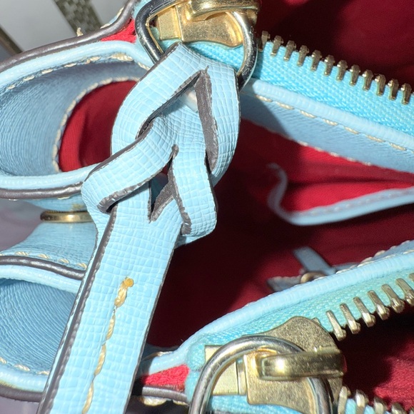4FER EUC Baby Blue classic Dooney and Bourke Bag - Picture 7 of 10